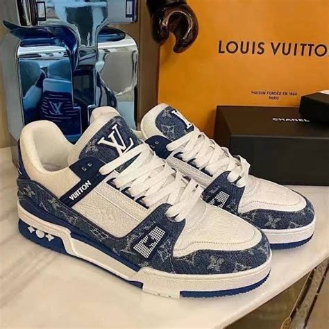 tenis da louis vuitton azul|louis vuitton ropa.